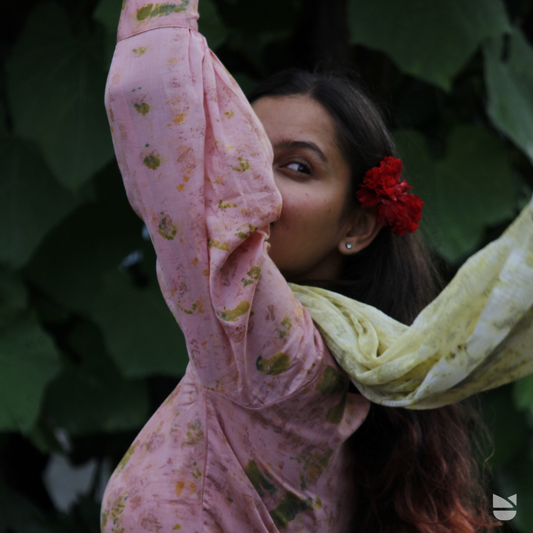 Nature's Palette: The Art of Eco-Printing in Fashion