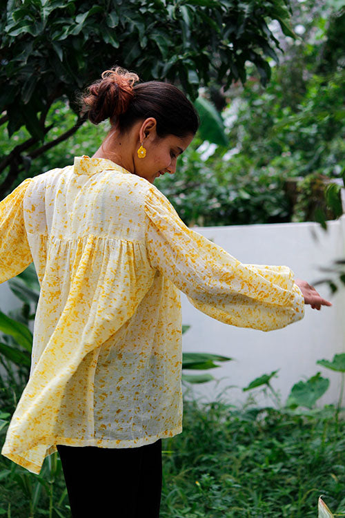 LIFA - TUCKS SHIRT