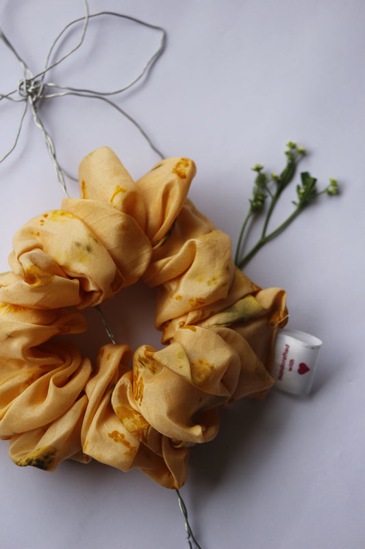 WHISPER TIE - HABUTAI SILK SCRUNCHIES